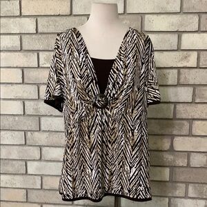 JM Collection Black White and Tan Patterned V-Neck Top with Buckle Detail